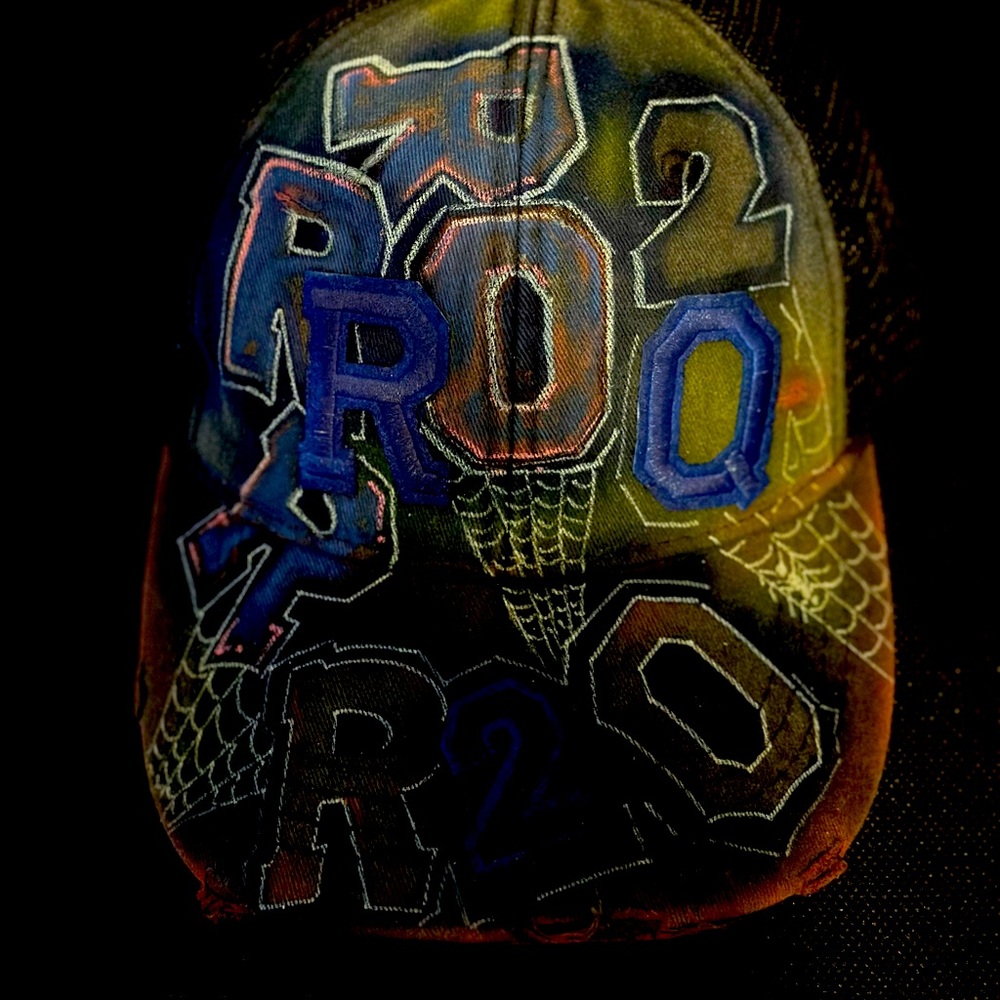 Distress cap